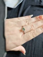 Jeulia Simple Round Cut Promise Ring Twist Design Sterling Silver（演示）