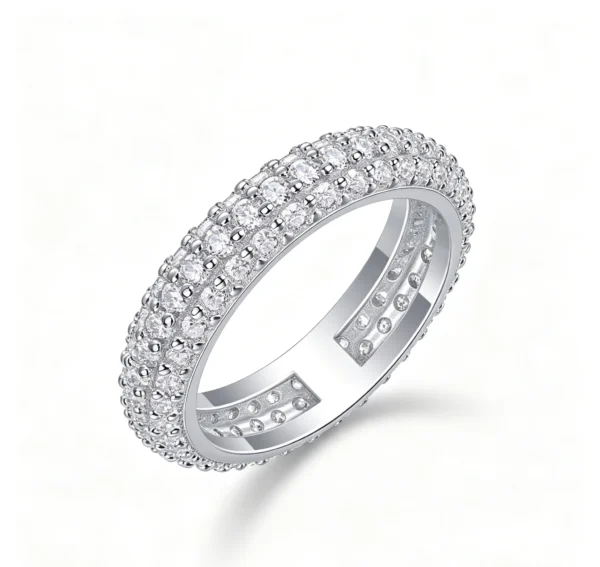 Anryss 925 sterling silver Moissanite closed-loop rings are a hot-selling ring in Europe and America