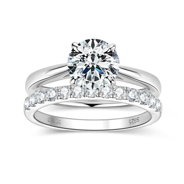Anryss 925 sterling silver Women's Stackable Moissanite Ring Set – 18K Gold-Plated Affordable Luxury with a Sophisticated Aesthetic