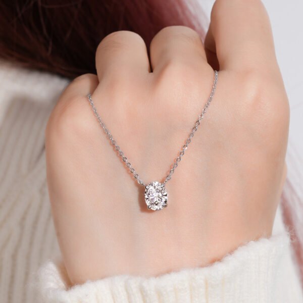 Anryss 925 sterling silver Affordable luxury pigeon egg moissanite necklace versatile and simple clavicle chain