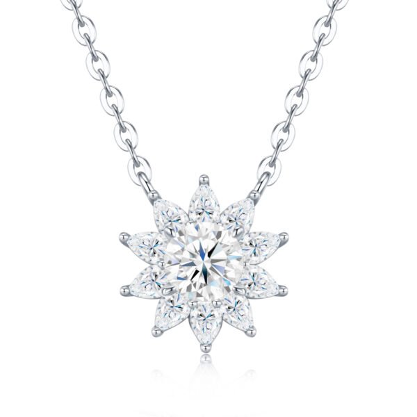 Anryss 925 sterling silver A niche design with a sunflower moissanite pendant exuding understated luxury and sophisticated clavicle necklace