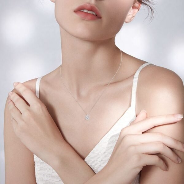 Anryss 925 sterling silver moissanite necklace for women small sugar cube design versatile and sophisticated clavicle chain